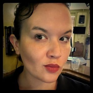 Meet your Posher, Jerilyn